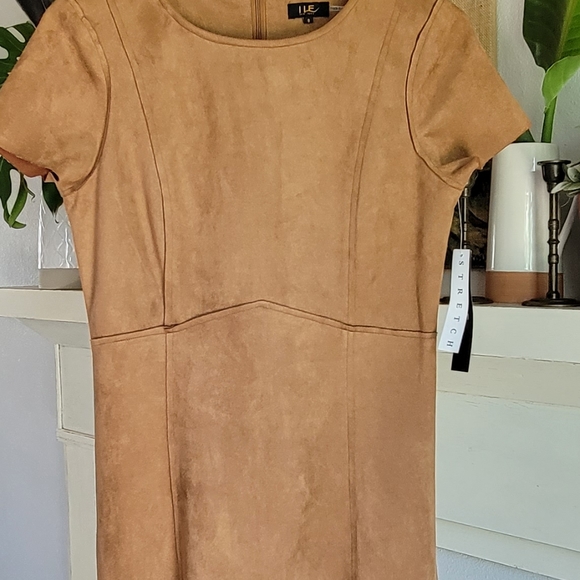 NWT I LE New York AMAZING FAUX  SUEDE DRESS - Picture 9 of 13